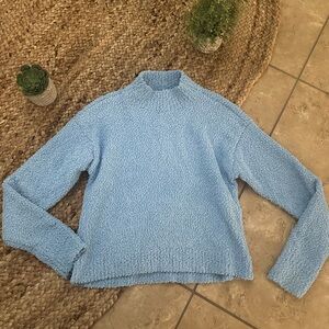 TURTLE NECK SWEATER